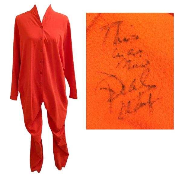 Oprah Winfrey’s Personal Orange Sweatshirt Material Autographed Jumpsuit - Picture 1 of 8